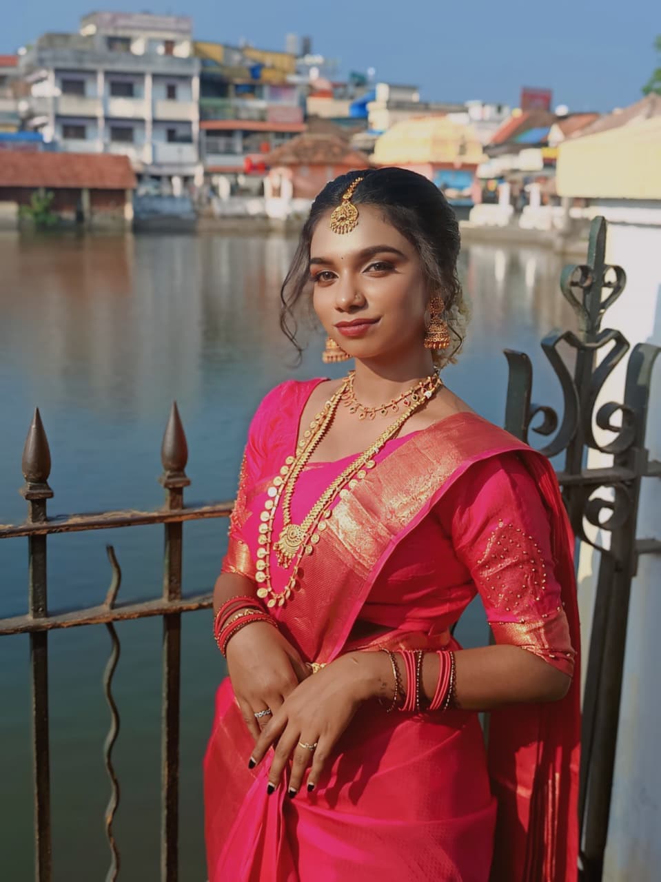 Hindu bride elegantly draped saree